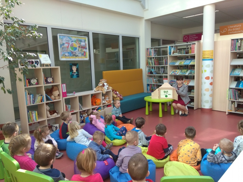 Przedszkolaki W Bibliotece Publicznej W Dobczycach13