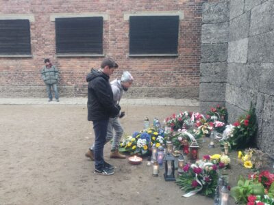 Wycieczka do Muzeum Auschwitz-Birkenau klasy 7 i 8