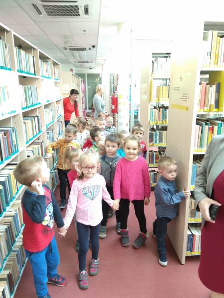 Przedszkolaki W Bibliotece Publicznej W Dobczycach06